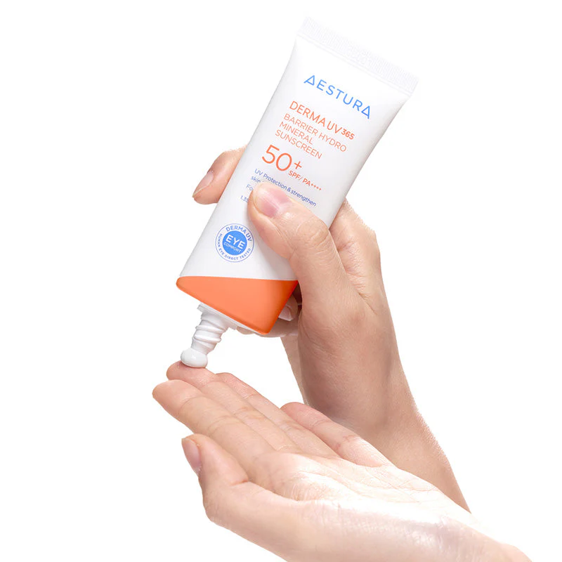 Derma UV 365 Barrier Hydro Mineral Sunscreen - Image 5