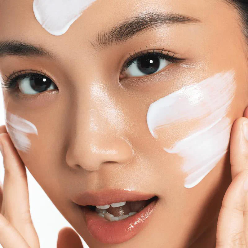 Zero-Cast Moisturizing Finish Sunscreen - Image 7