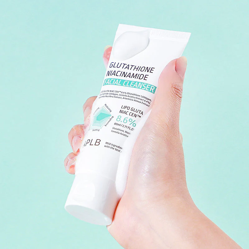 Glutathione Niacinamide Facial Cleanser - Image 2