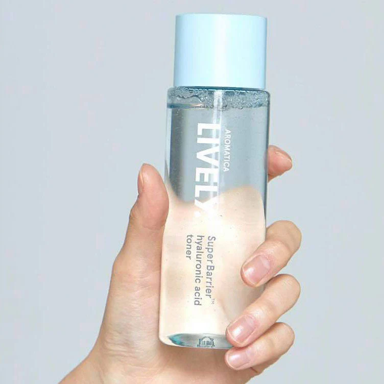 LIVELY SuperBarrier Hyaluronic Acid Toner - Image 4