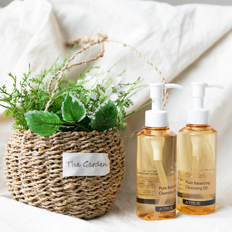 Pure Balancing Cleansing Oil - Image 4