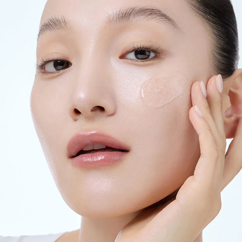 Freshly Juiced Vitamin Essence Toner - Image 5