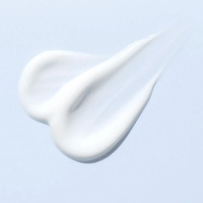Aqua Glowing Sunscreen - Image 5