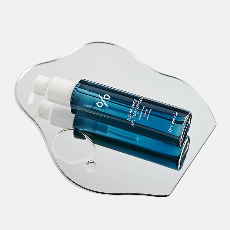 Pro Balance Pure Cleansing Oil - Image 4