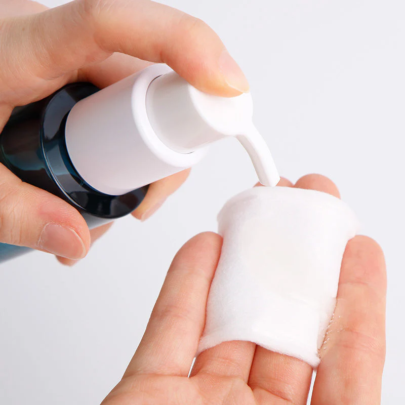 Pro Balance Pure Cleansing Oil - Image 5