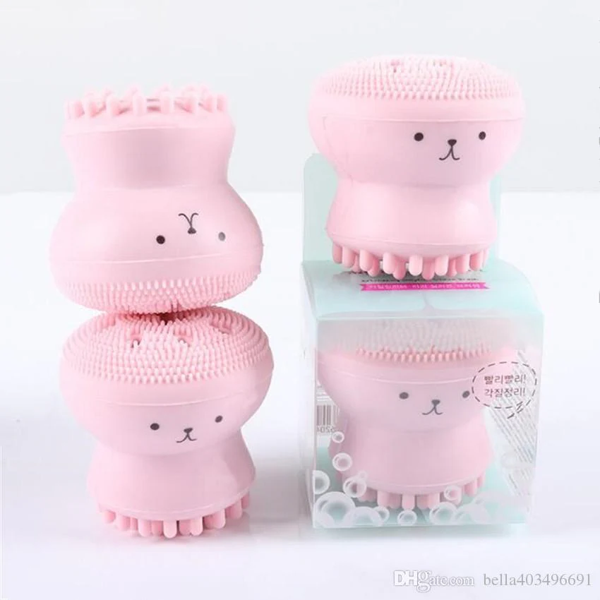 Exfoliating Jellyfish Silicon Brush - Image 4