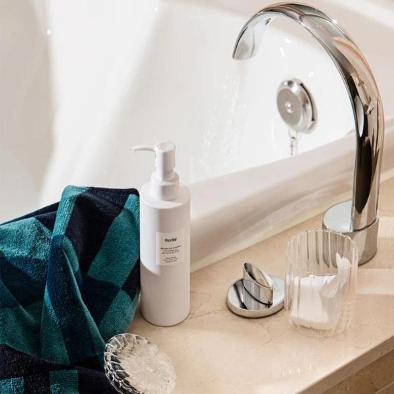 Cleansing Gel Be Clean Be Moist - Image 5