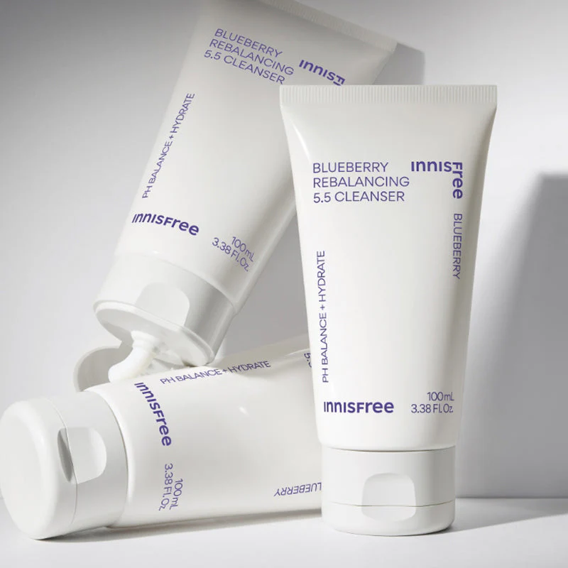 Blueberry Rebalancing 5.5 Cleanser - Image 4