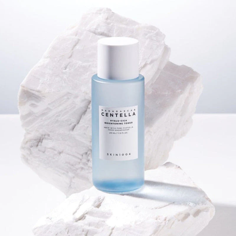 Madagascar Centella Hyalu-Cica Brightening Toner - Image 2
