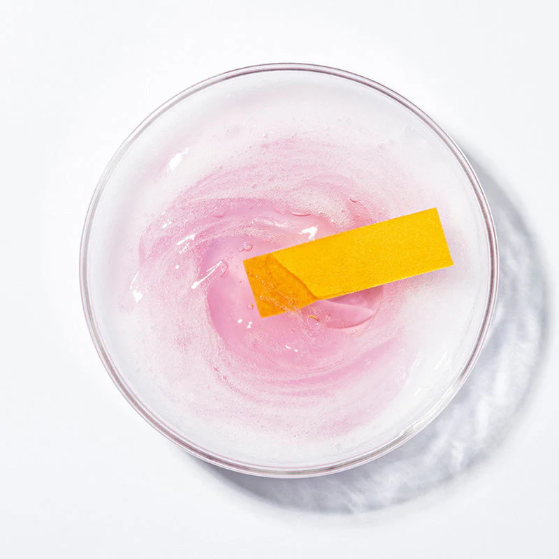 Vegan Low pH Hyaluronic Gel Cleanser - Image 3