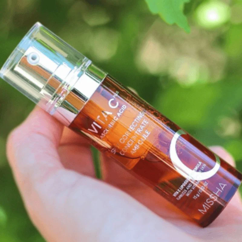 Vita C Plus Spot Correcting Concentrate Ampoule - Image 3