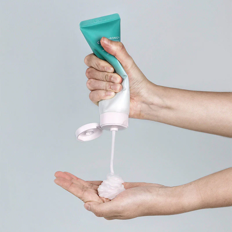 Cicaluronic Low Ph Cleanser - Image 2