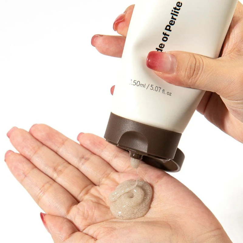 Magic Nine Perlite  Scalp Scrub  Shampoo - Image 3