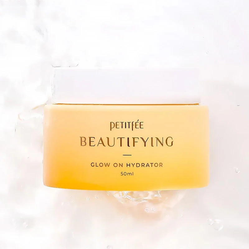 Beautifying Glow On Hydrator - Image 4