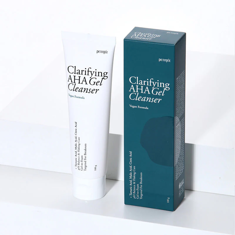 Clarifying AHA Gel Cleanser - Image 4