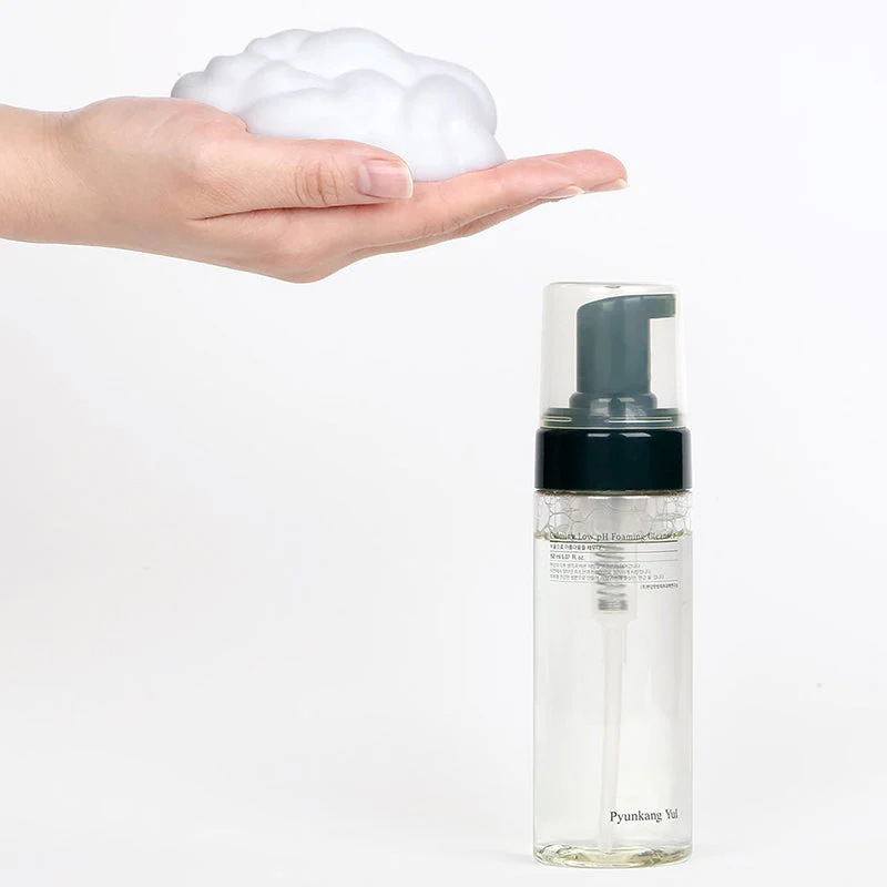 Calming Low pH Foaming Cleanser - Image 3