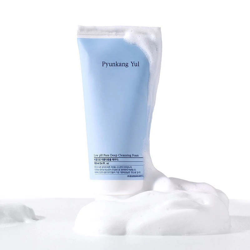 Low pH Pore Deep Cleansing Foam - Image 2