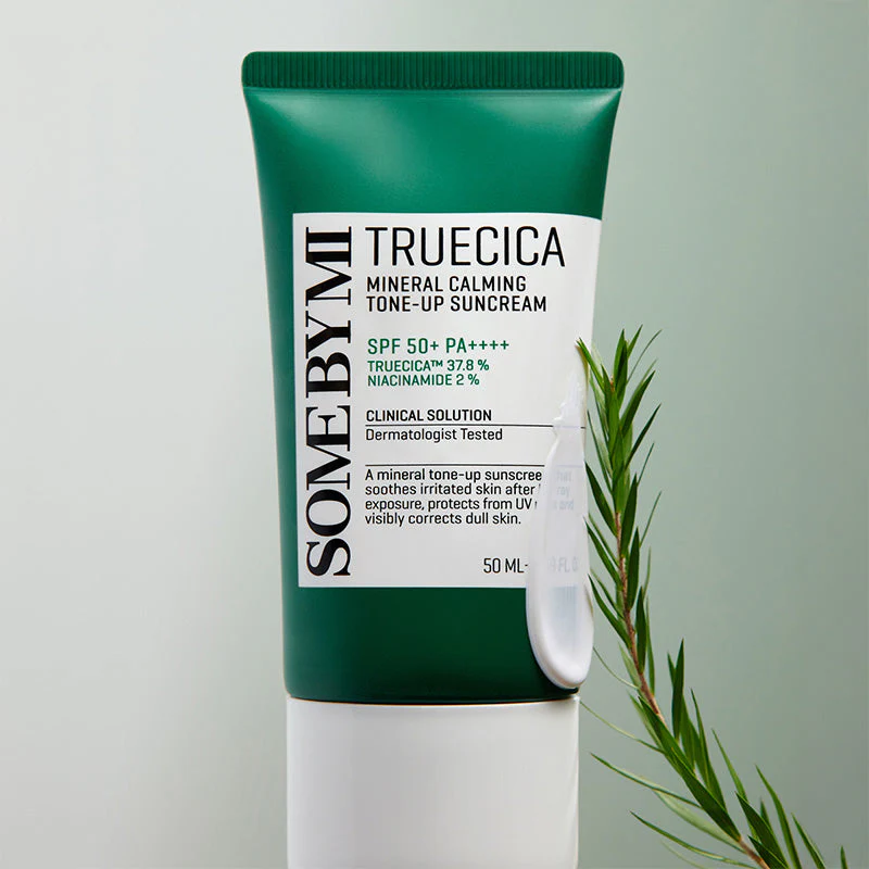 Truecica Mineral Calming Tone-Up Suncream - Image 3