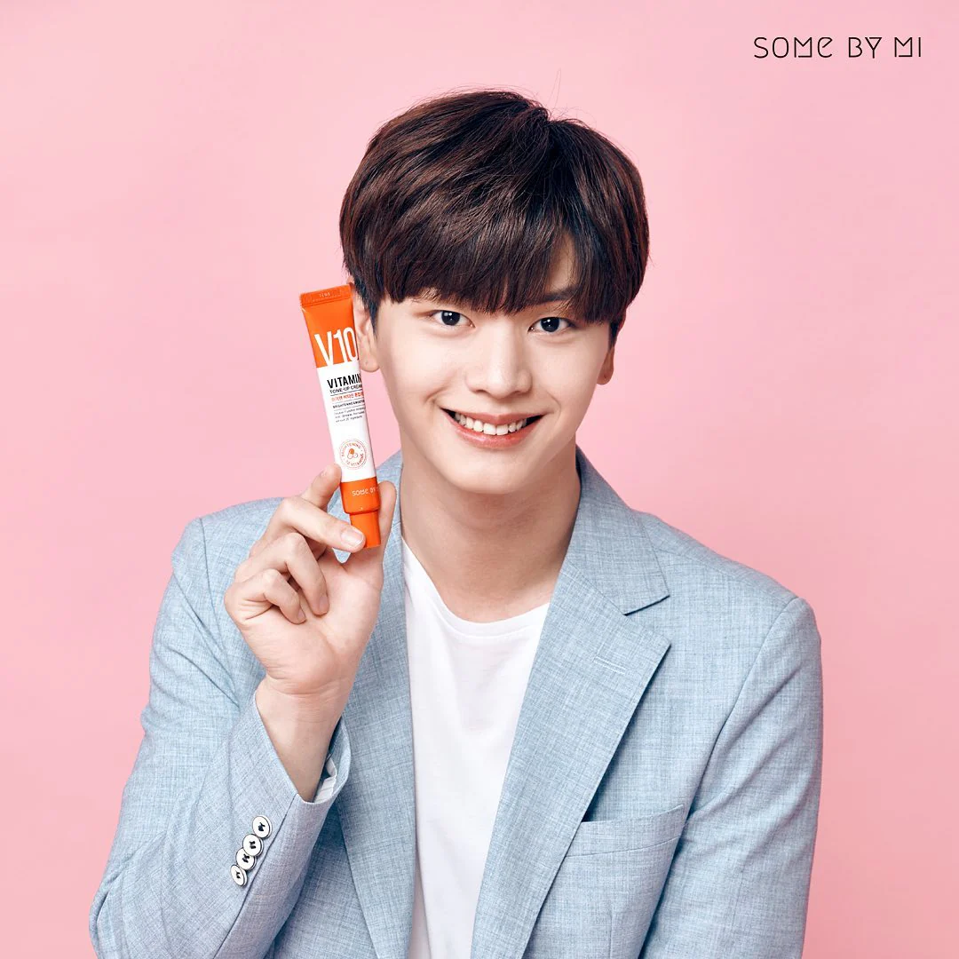V10 Vitamin Tone-Up Cream - Image 6